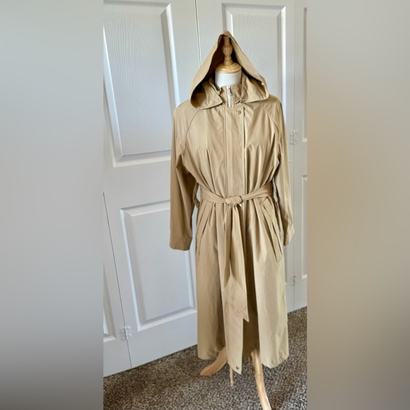 Vintage Celine Light weight and  Water Resistant Coat - Picture 2 of 12